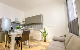 Moonstone Manor 3- Sliema Strand, Gzira